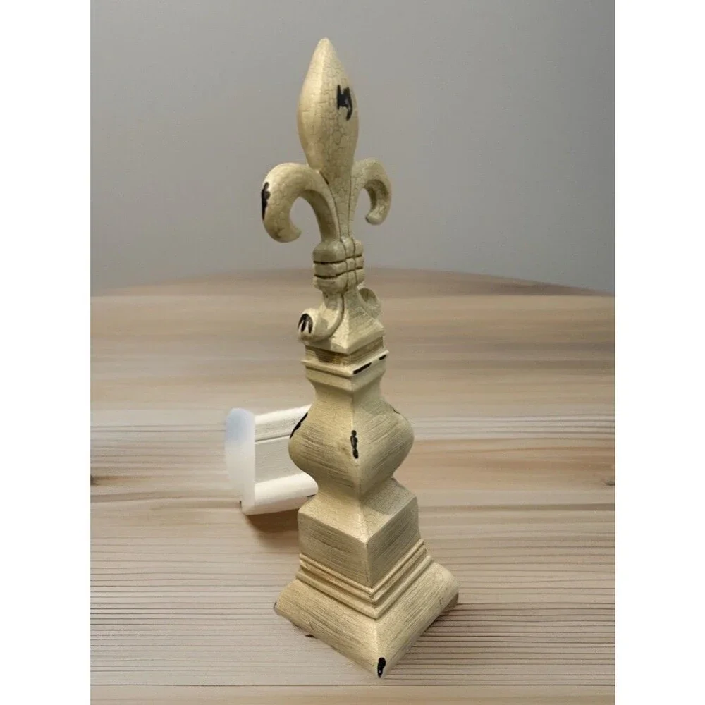 Fleur De Lily Reproduction 16